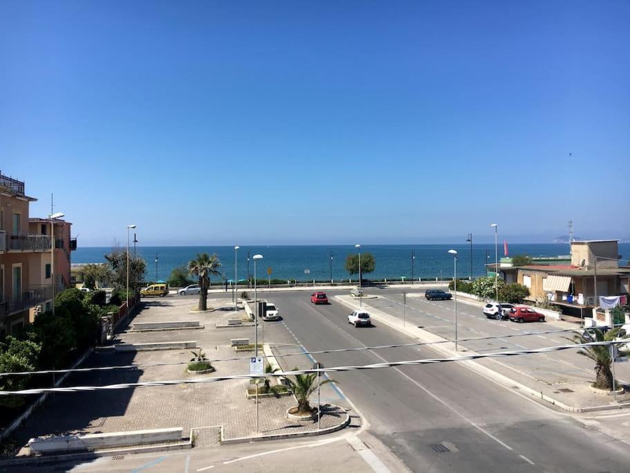 Girasole A Due Passi Dal Mare Apartment Minturno Exterior photo